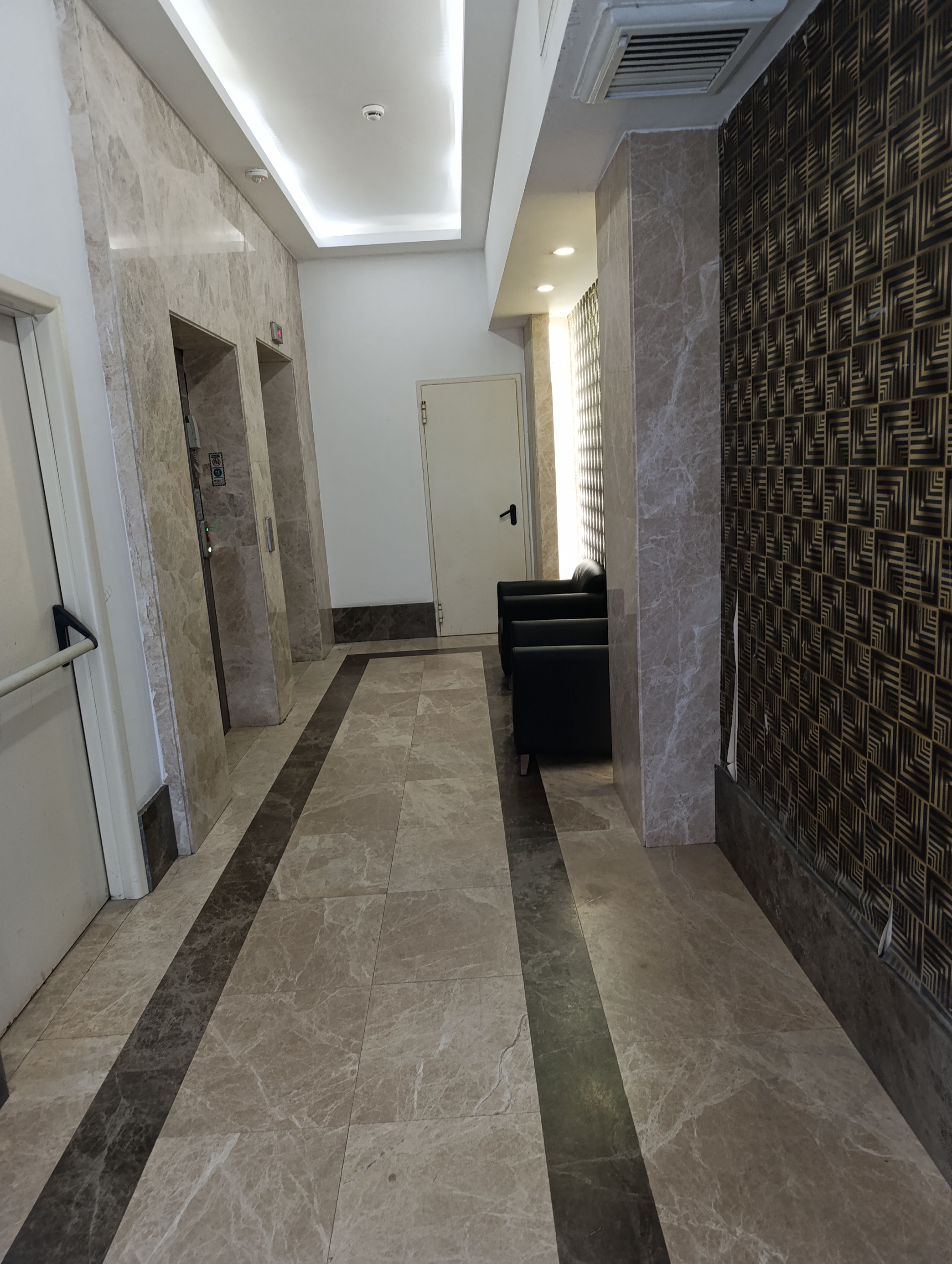 MİHMANDAR SİTESİNDE 4+1 TADİLATLI KİRALIK DAİRE (EYÜP)