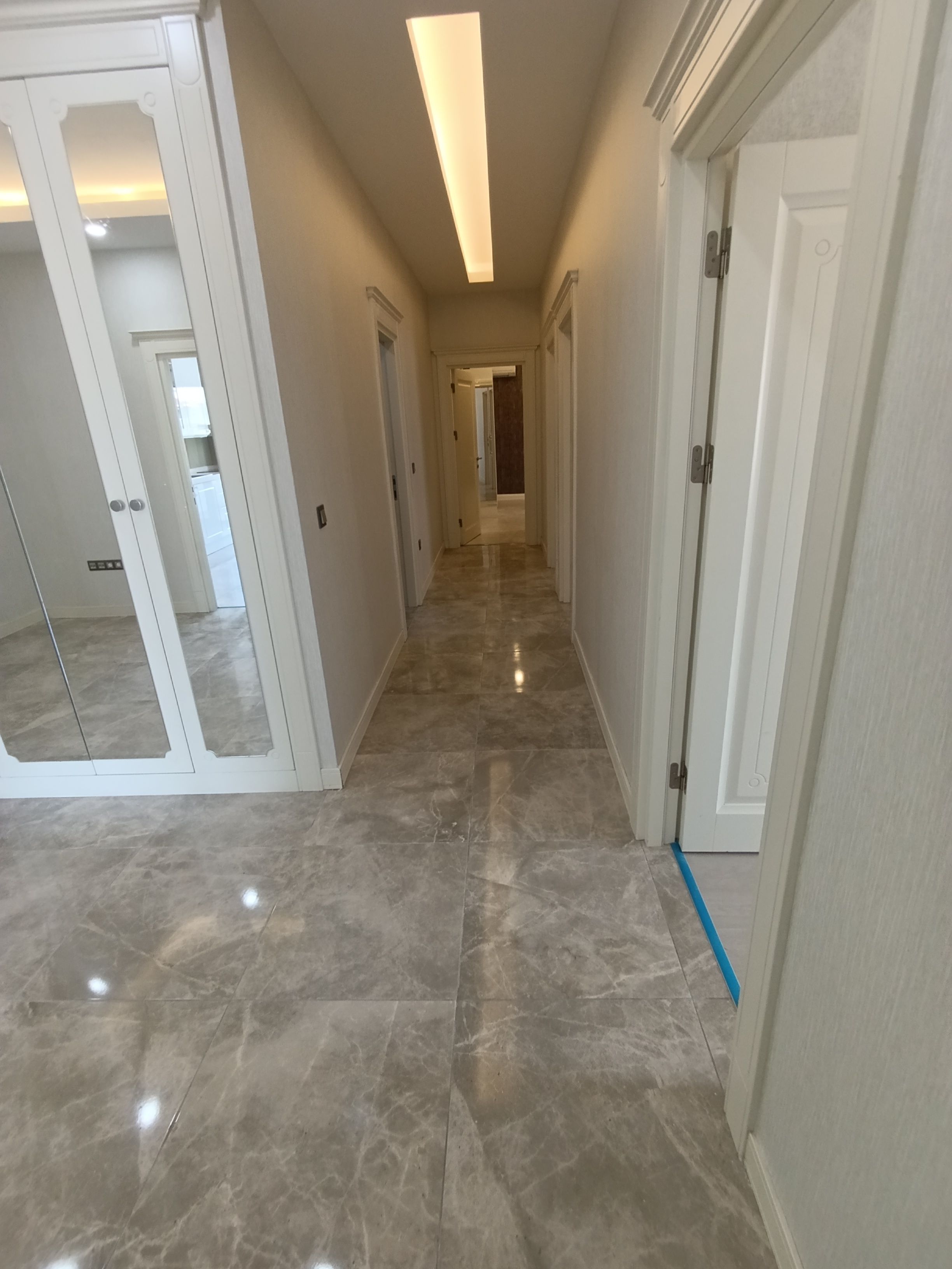 MİHMANDAR SİTESİNDE 4+1 TADİLATLI KİRALIK DAİRE (EYÜP)